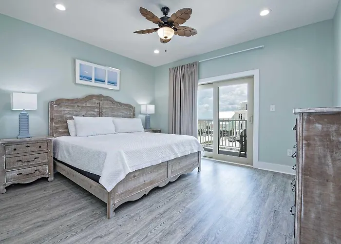 Get Together 5 Bedroom Lockout