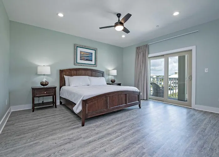 Get Together 5 Bedroom Lockout *